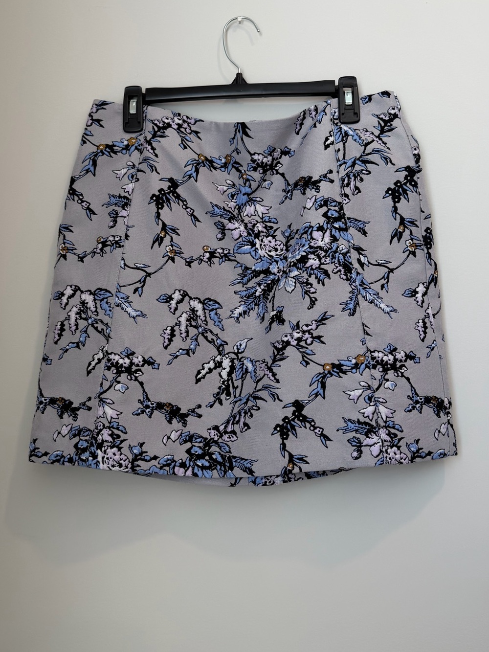 LOFT Gray Skirt with Blue/Purple Floral Print